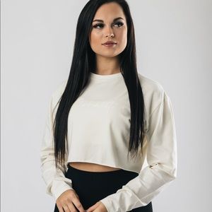 Cropped long sleeve alphalete top